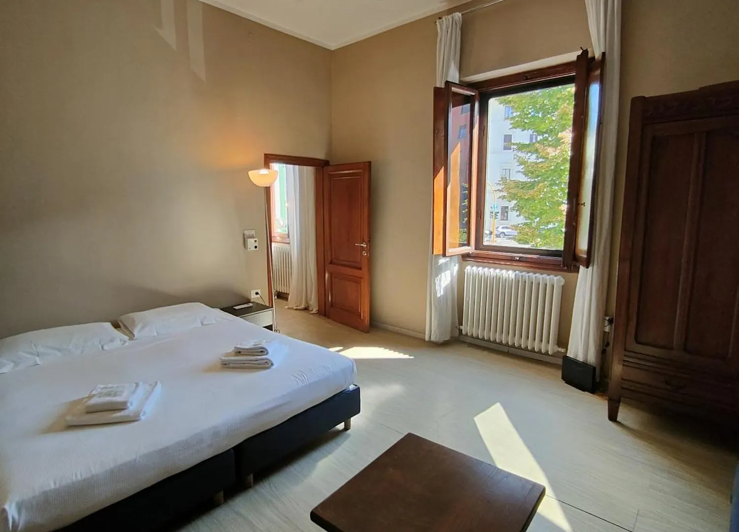 La Casa Di Maisa - Self Check-In - contacts