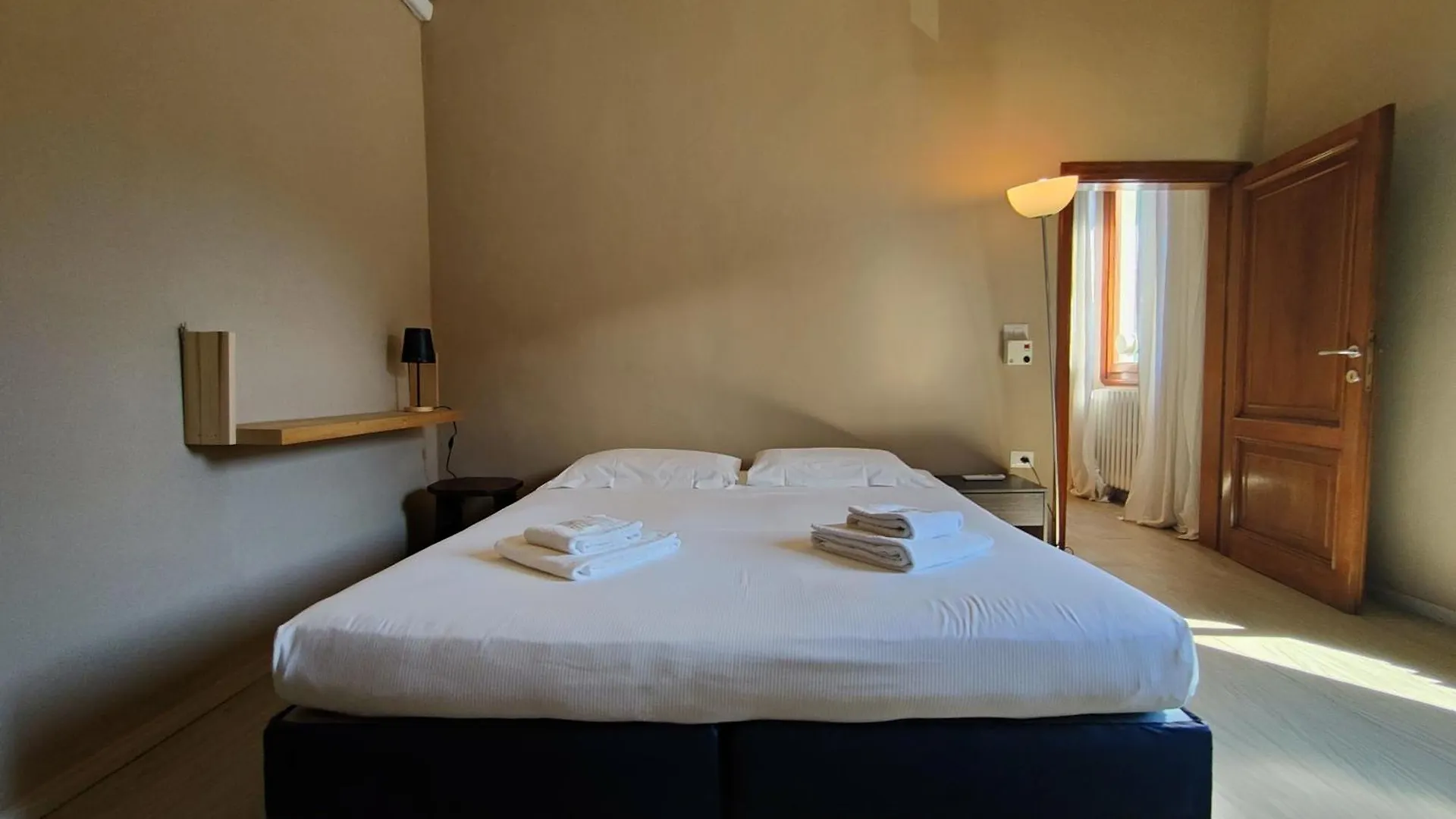 La Casa Di Maisa - Self Check-In - Florence 0*,  Italy